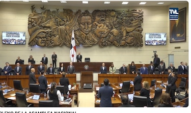 ‘Que el mundo no se olvide’: un sobreviviente del holocausto compartió su testimonio en la Asamblea Nacional