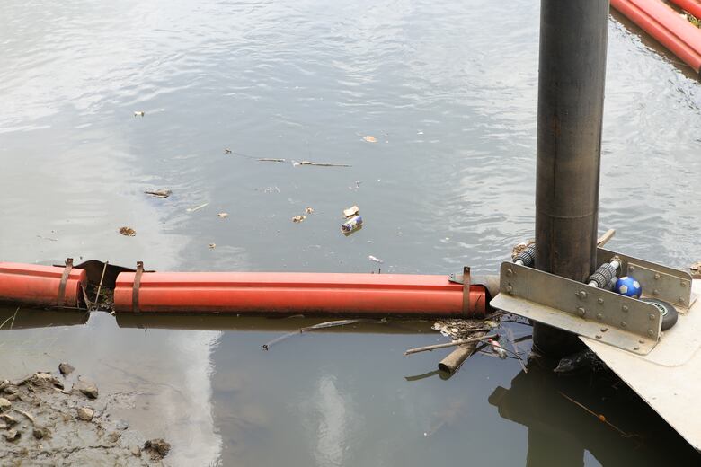 Licitación de $5 millones de Mizrachi para limpiar ríos genera alerta por posible duplicidad