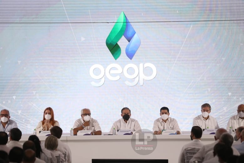 Arrancó fase constructiva de planta de gas en Colón