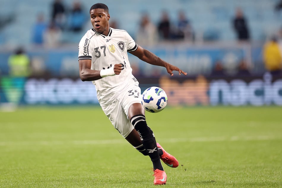 Panameño Kadir Barría debutó en el Brasileirao con el Botafogo