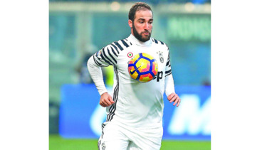 La Juve gana y Roma se complica