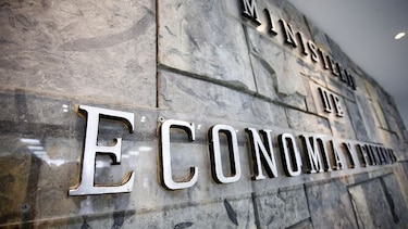 MEF rebaja proyección de ingresos para 2019