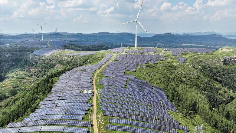 "Los millonarios de Silicon Valley tienen propuestas mesiánicas, pero no dejan de ser negocios que benefician solo al 1% de la humanidad"