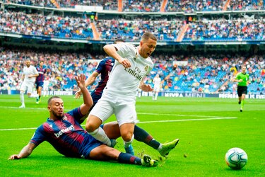 El Real Madrid se lleva un susto pero gana 3-2 al Levante