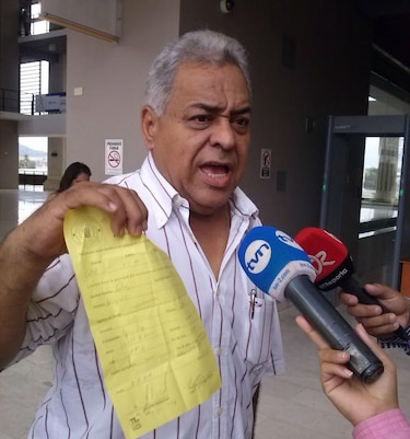 Alejandro Pérez renuncia al panameñismo: 'En CD me dan cariño'