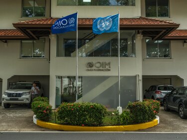 La presión de Trump sobre países y organizaciones internacionales debilita las protecciones para solicitantes de asilo