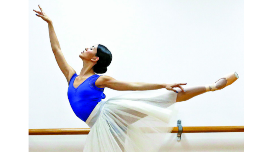 Panamá danza con garbo cubano