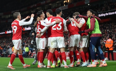 Arsenal empata ante Wolverhampton y pone en riesgo la Premier League