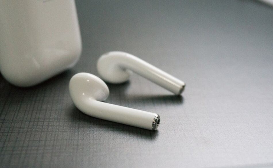 Con audífonos de alta gama, Apple va por más en mercado de audio