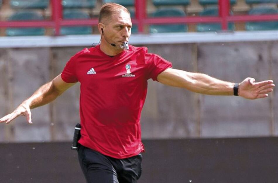 El argentino Néstor Pitana arbitrará el partido inaugural
