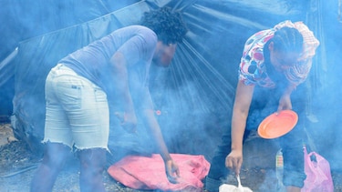 Haitianos y africanos, atrapados en Costa Rica en su intento por alcanzar Estados Unidos
