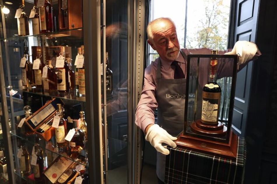 Subasta récord en Escocia de una botella de whisky excepcional