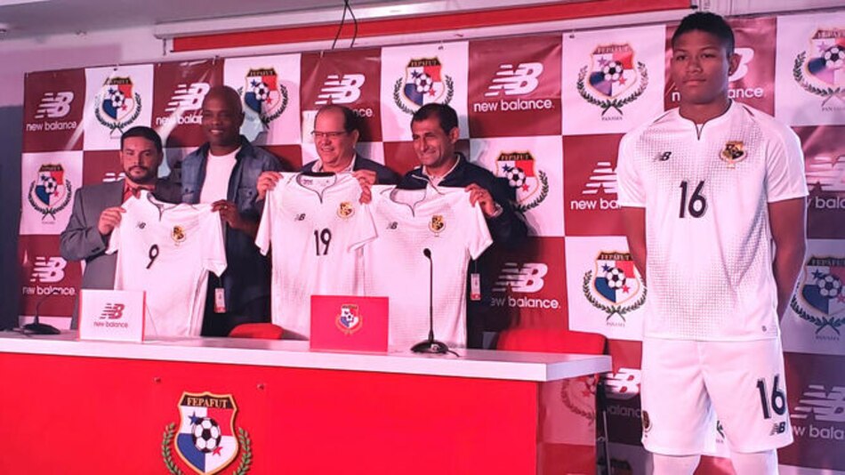Panamá tiene nueva camiseta para la Copa Oro
