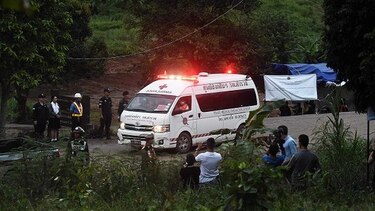 Se logra el rescate de cuatro niños que estaban atrapados en la cueva de Tailandia
