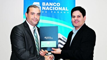 Banco Nacional y Sporting San Miguelito FC