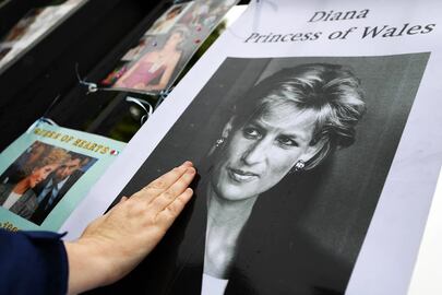 Príncipe Enrique planea documental en Netflix sobre su madre Diana