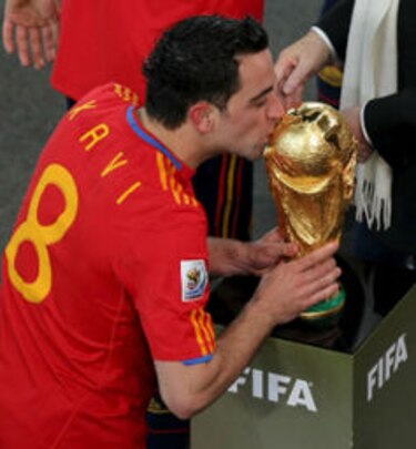 Barça y el fútbol español se preparan para la despedida de Xavi Hernández
