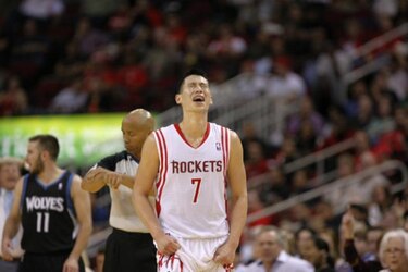 Jeremy Lin, fuera de acción por dos semanas tras lesión