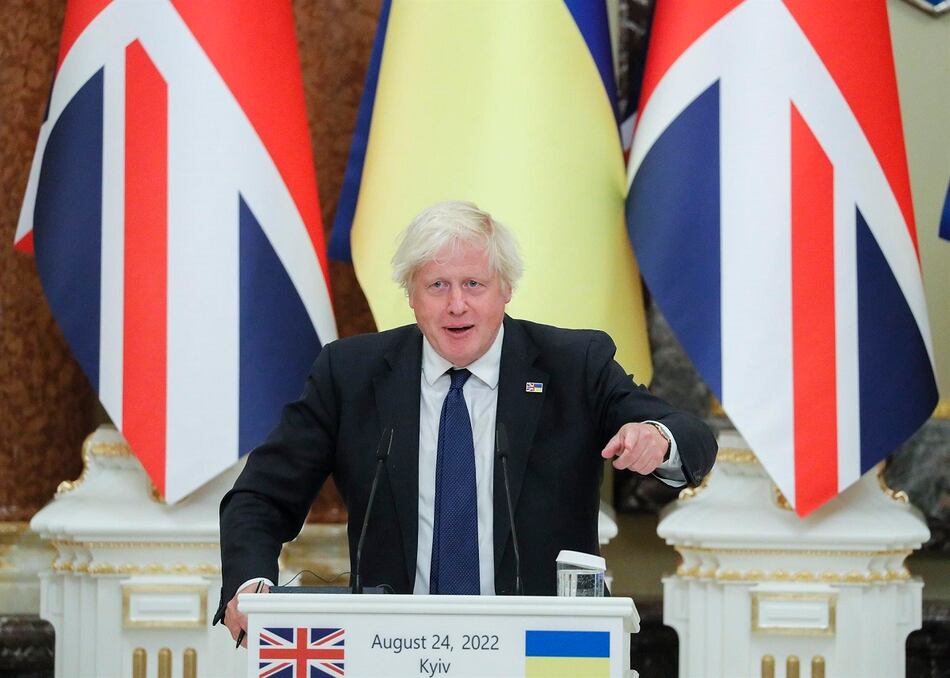 La reina Isabel II recibirá al nuevo primer ministro en Escocia