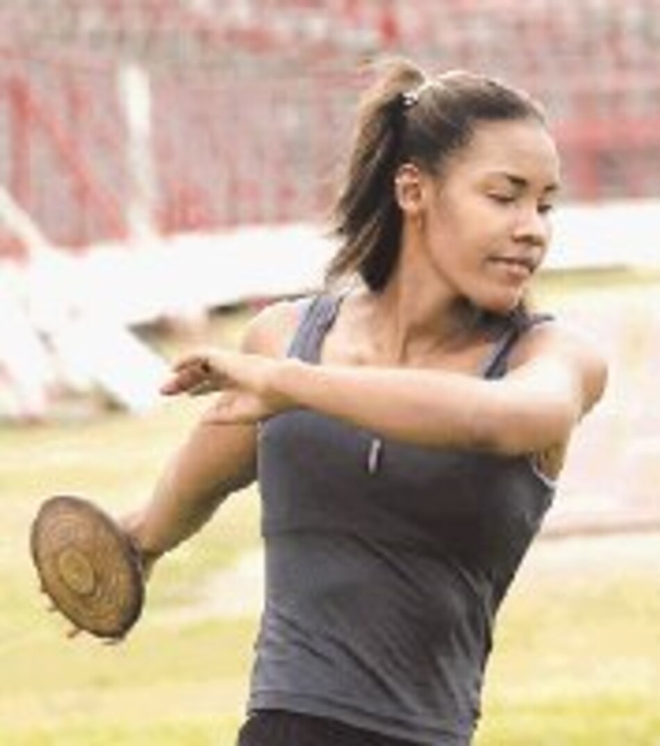 La panameña Aixa Middleton se cuela en la final de lanzamiento de disco