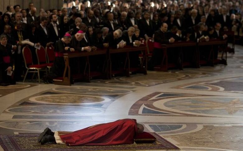 El Papa denuncia en el viacrucis las lacras que afligen el mundo