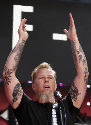 Líder de Metallica, denunciado en Uruguay por agresión a fotógrafo
