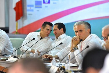 Proponen a Panamá como sede de reuniones para mediar por tensiones entre México y Bolivia