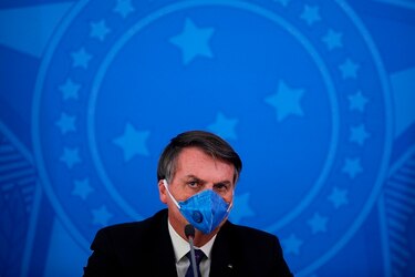 Presidente Bolsonaro se somete a test por sospecha de coronavirus