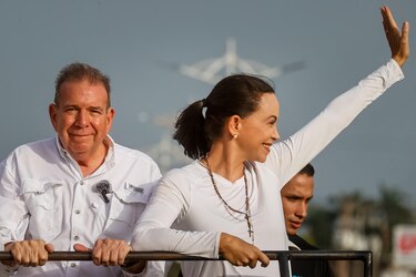 Machado dice que con González Urrutia llega el cambio real para los empleados públicos venezolanos