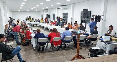 Mesa del diálogo trata tema de la energía eléctrica; hay 15 consensos y 3 disensos