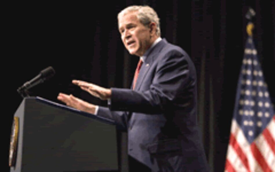 George Bush llega a Irak en una visita sorpresa