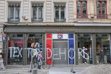 El Lyon acuerda con la UEFA jugar la Europa League si logra seguir en primera división