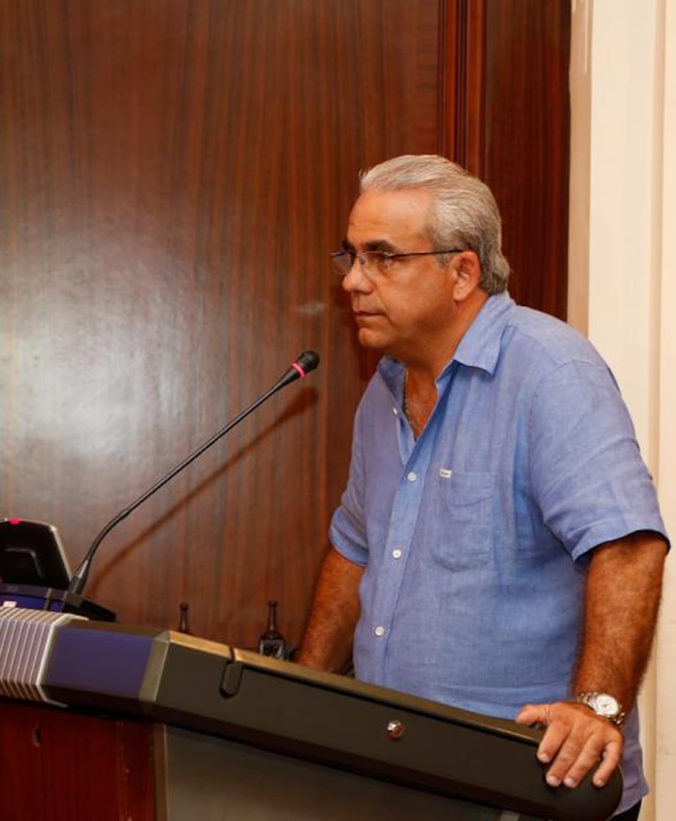 Gabinete avala concesión de tanques de combustible a un costado del aeropuerto