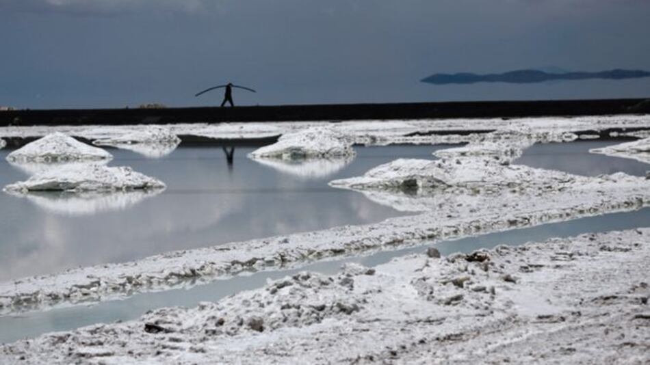 Regulador chileno investiga ingreso del grupo Tianqi