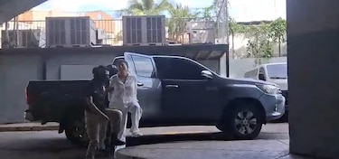 Zenia Vásquez de Palacios llega esposada a audiencia de garantías