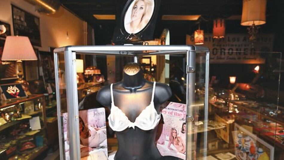 Manson atrae a turistas y a Tarantino, 50 años después