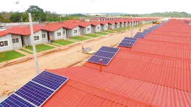 Empresarios piden eliminar los topes a la energía solar y agilizar permisos para instalar paneles