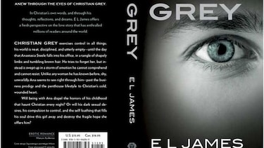 Roban ejemplar inédito del libro 'Cincuenta sombras'