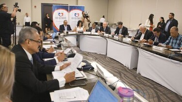 Se enciende debate por cambios a la carta magna