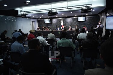 Cámara de Comercio pide alejar la política en debate para crear agencia de alimentos