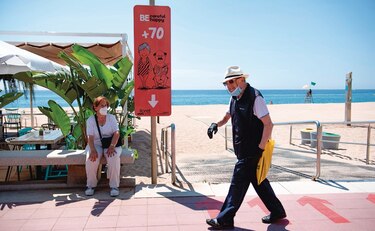 España permitirá entrar a turistas vacunados