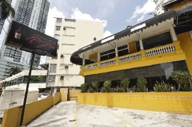 Rouge Restaurant Grill