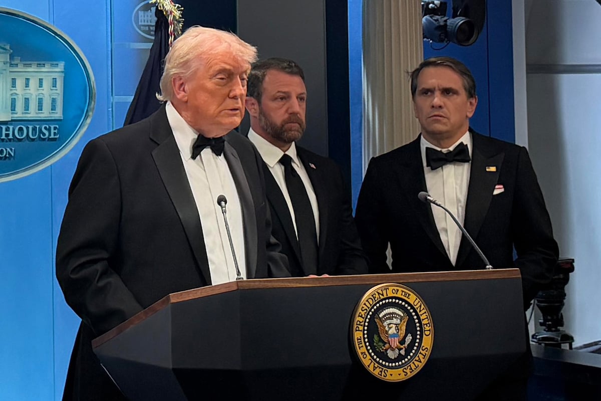 El mentalista que estaba con Trump durante el tiroteo: ‘Creí que era una bomba’