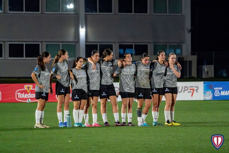 Duelo de potencias y sueños en juego en las semifinales de la Copa Talento Colegial