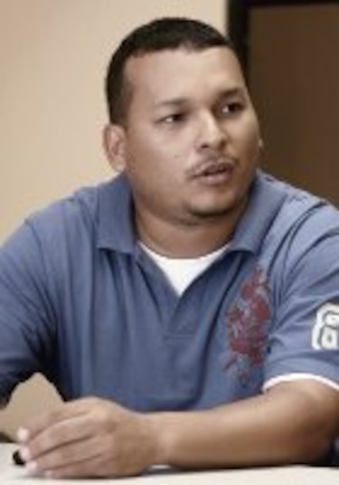 De la mano con los artistas