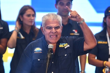 ‘Este que está aquí no es títere de nadie’: Mulino, en su primer discurso como presidente electo