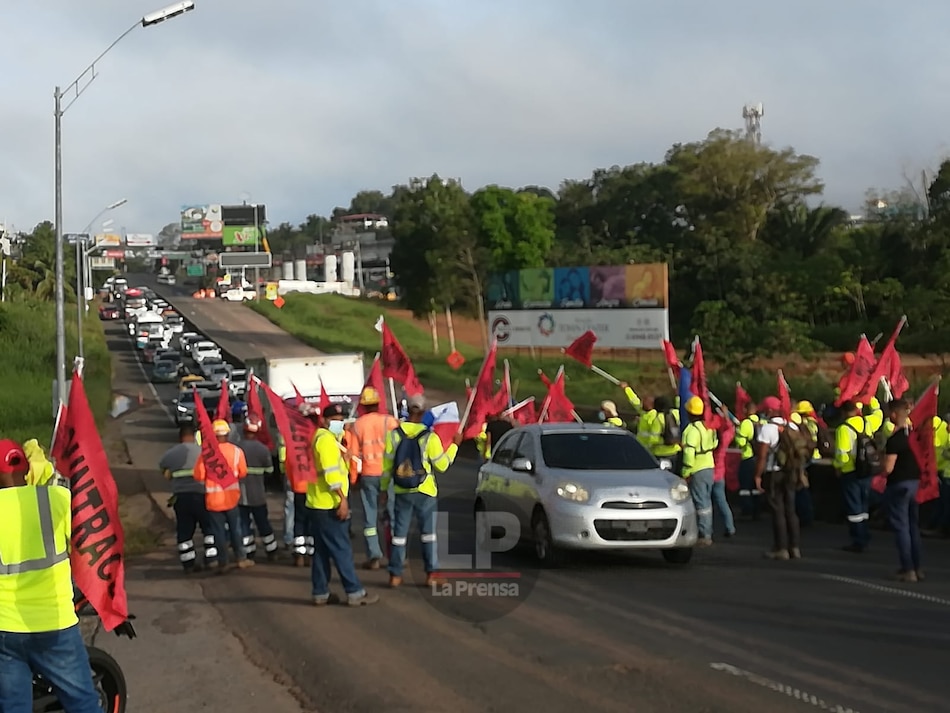 Trabajadores de la construcción retoman jornada de protestas a nivel nacional
