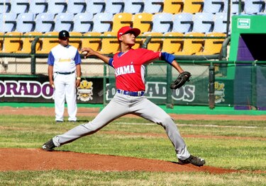Panamá debuta apabullando a Venezuela en Panamericano Sub-14