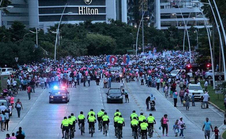 Caminata de Luz para celebrar la vida
