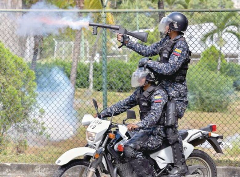 Universitarios reavivan la lucha en Venezuela